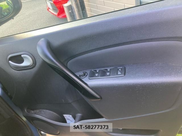 Renault KANGOO 2018-03 7879151-9