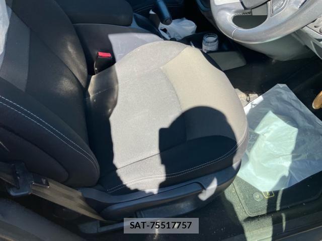 Renault KANGOO 2020-06 8037922-14