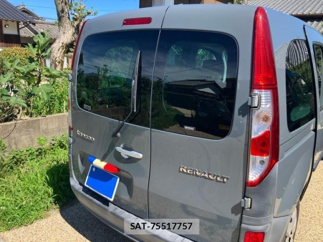 Renault KANGOO 2020-06 8037922-6