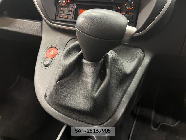 Renault KANGOO 2018-11 8037918-9