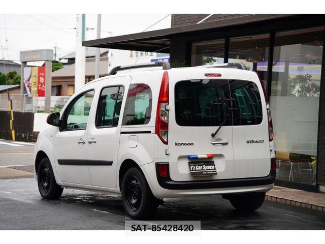 Renault KANGOO 2017-07 8037917-19