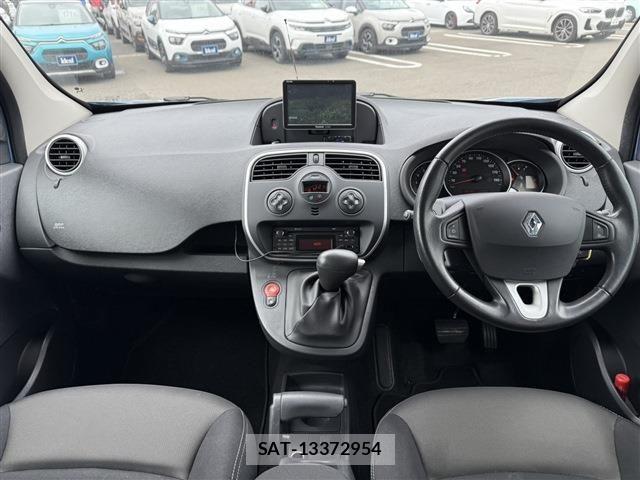 Renault KANGOO 2020-09 8209860-11