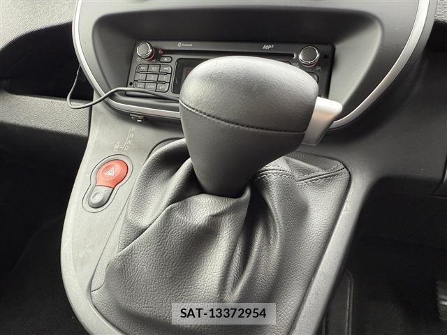 Renault KANGOO 2020-09 8209860-13