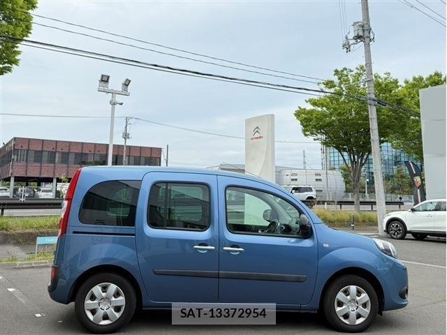 Renault KANGOO 2020-09 8209860-3