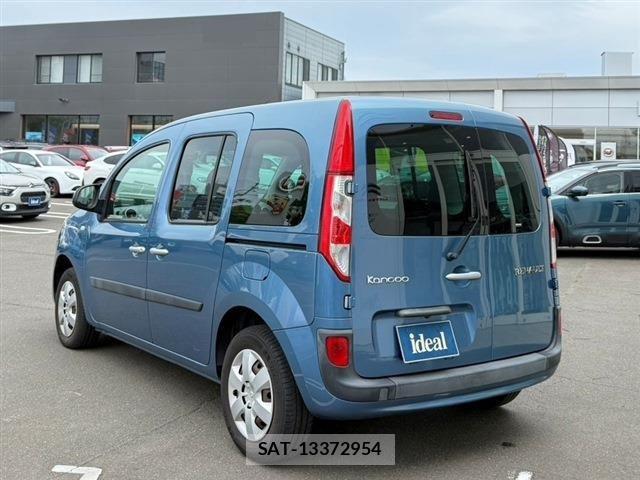 Renault KANGOO 2020-09 8209860-6