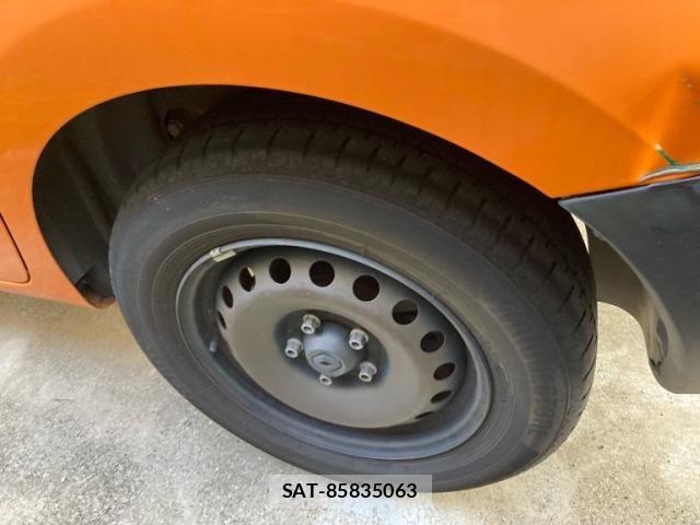 Renault KANGOO 2019-09 8209863-7