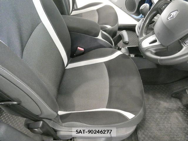 Renault KANGOO 2015-11 8209862-11