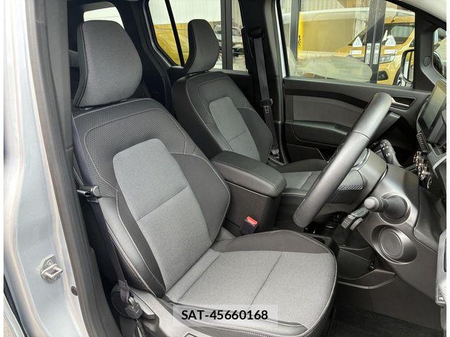Renault KANGOO 2025-07 8209858-1