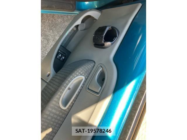 Renault KANGOO 2009-09 8246517-18