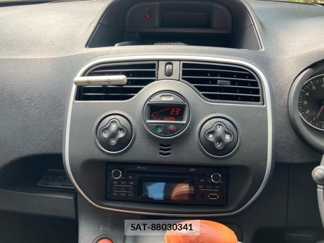 Renault KANGOO 2014-03 8337637-12