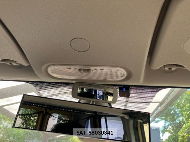 Renault KANGOO 2014-03 8337637-14