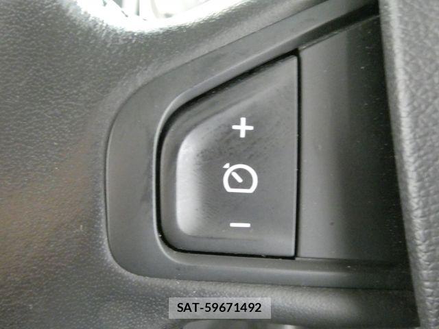 Renault KANGOO 2019-03 8355487-19