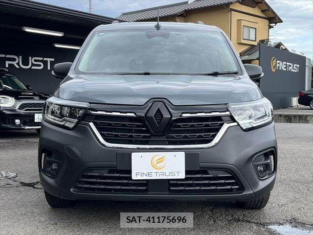 Renault KANGOO 2023-12 8368342-12