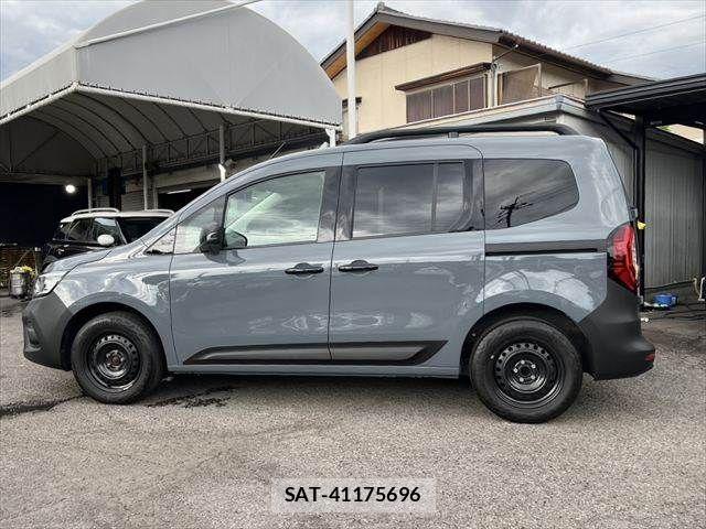 Renault KANGOO 2023-12 8368342-18