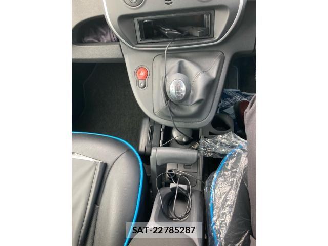 Renault KANGOO 2021-04 8368343-19