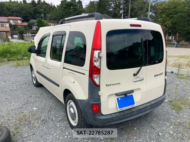 Renault KANGOO 2021-04 8368343-4