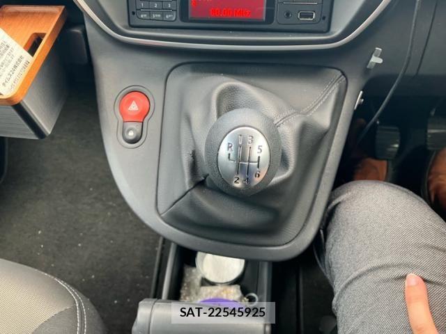 Renault KANGOO 2021-09 8486022-17