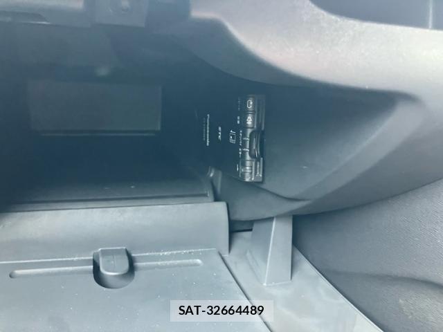 Renault KANGOO 2016-12 8527013-17
