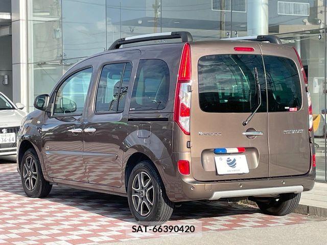 Renault KANGOO 2019-05 8628646-17