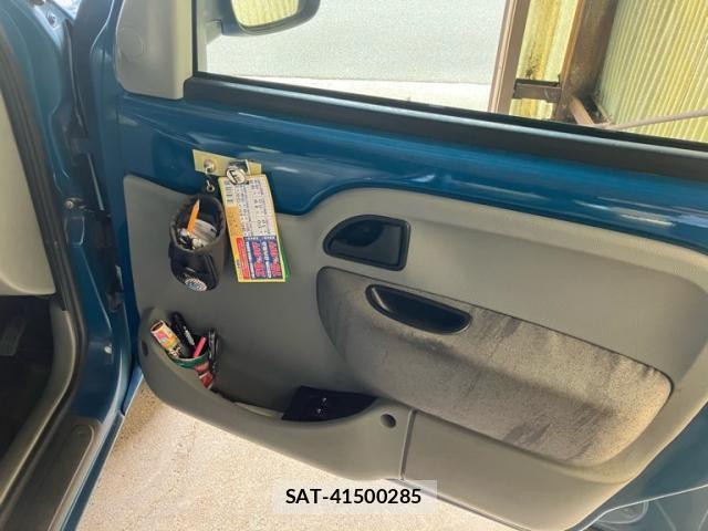 Renault KANGOO 2004-04 8661272-9