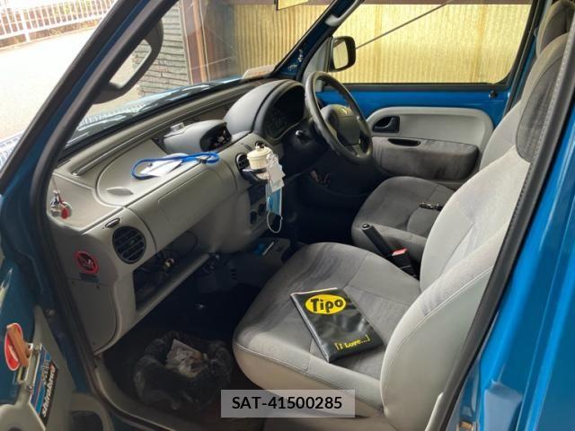 Renault KANGOO 2004-04 8661272-14
