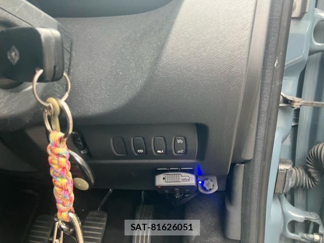 Renault KANGOO 2018-03 8745531-11