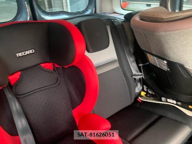 Renault KANGOO 2018-03 8745531-13