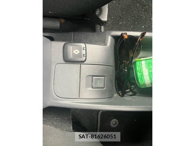 Renault KANGOO 2018-03 8745531-22