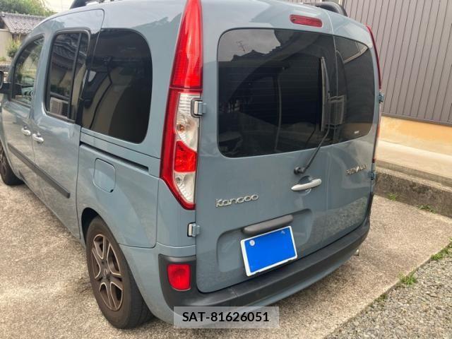 Renault KANGOO 2018-03 8745531-3