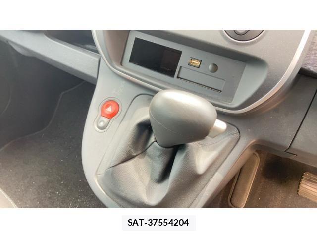 Renault KANGOO 2018-11 8745534-20