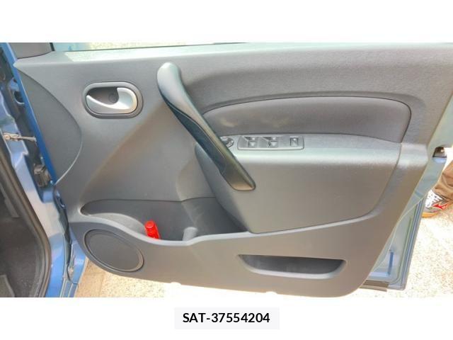 Renault KANGOO 2018-11 8745534-5