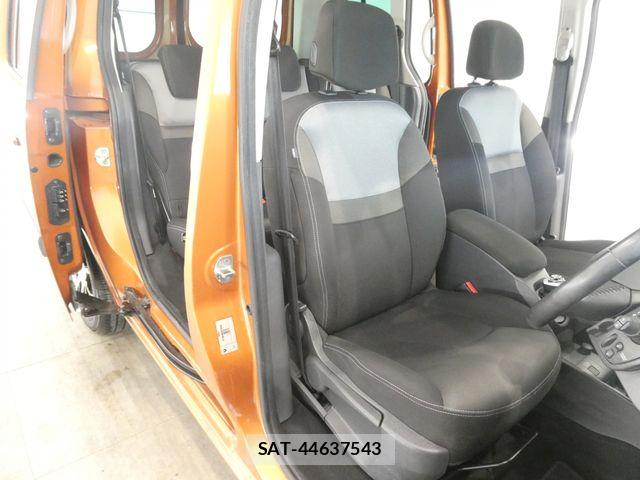 Renault KANGOO 2017-11 8781845-11