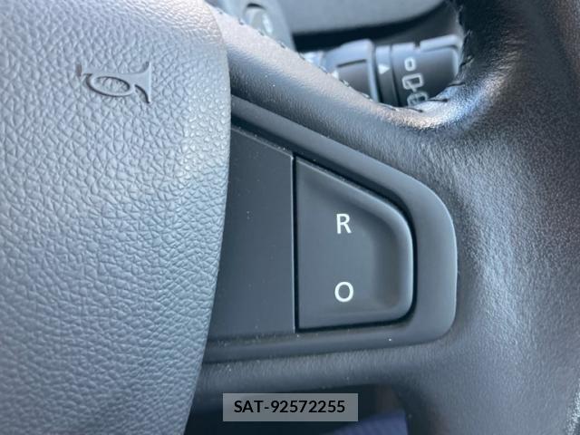 Renault KANGOO 2021-10 8831313-18