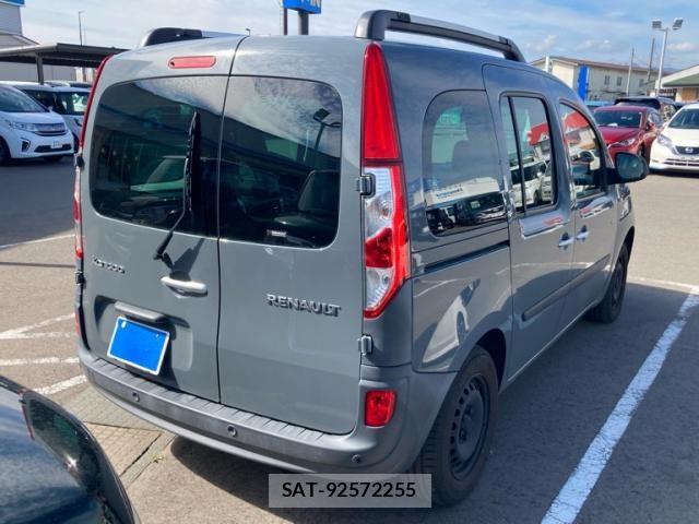 Renault KANGOO 2021-10 8831313-4