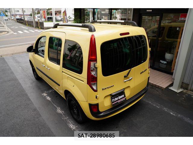 Renault KANGOO 2017-05 8831314-10