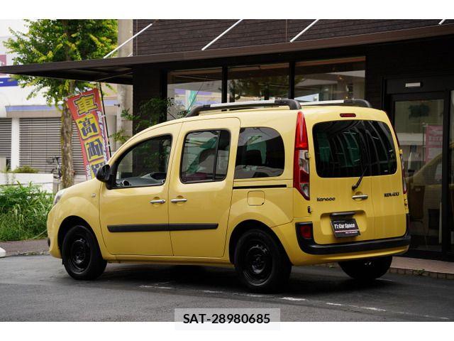 Renault KANGOO 2017-05 8831314-19