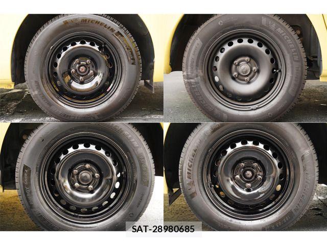 Renault KANGOO 2017-05 8831314-6