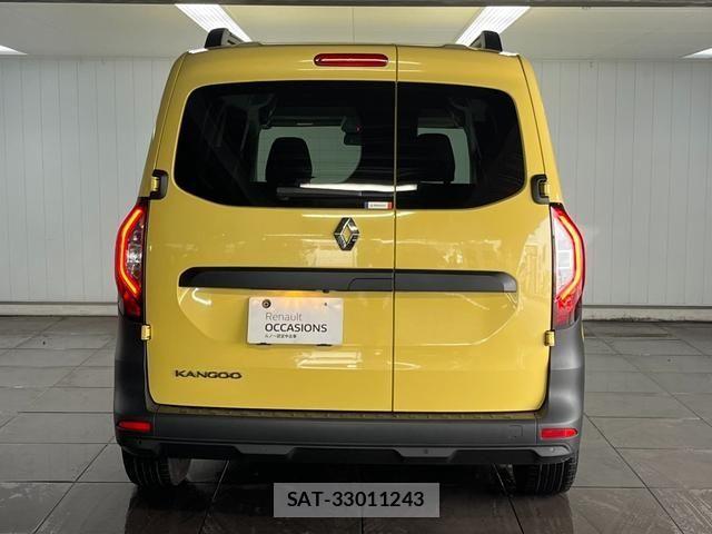 Renault KANGOO 2023-04 8849938-15