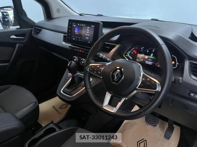 Renault KANGOO 2023-04 8849938-1