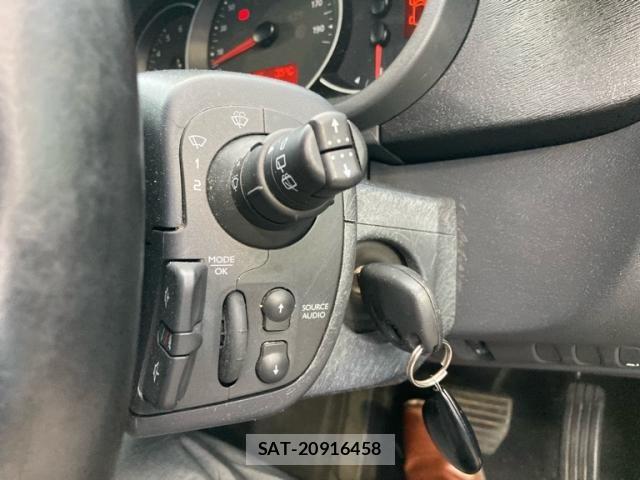 Renault KANGOO 2016-10 8848061-19