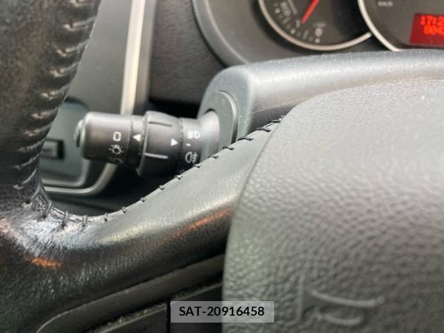 Renault KANGOO 2016-10 8848061-20