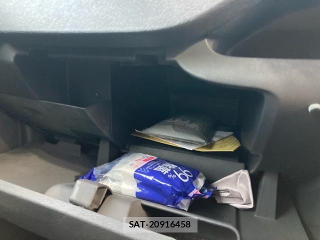 Renault KANGOO 2016-10 8848061-22