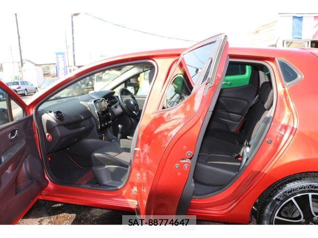 Renault LUTECIA 2015-01 790213-9