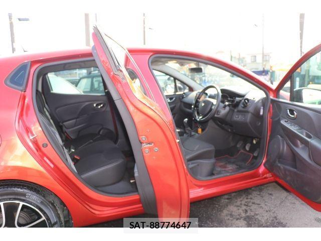 Renault LUTECIA 2015-01 790213-10