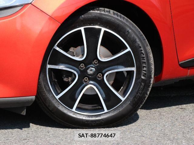 Renault LUTECIA 2015-01 790213-14