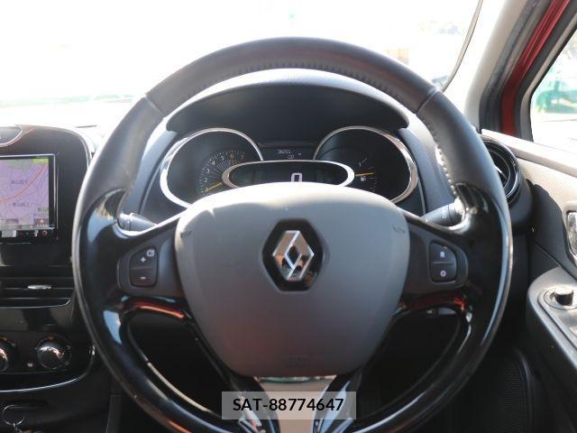 Renault LUTECIA 2015-01 790213-1