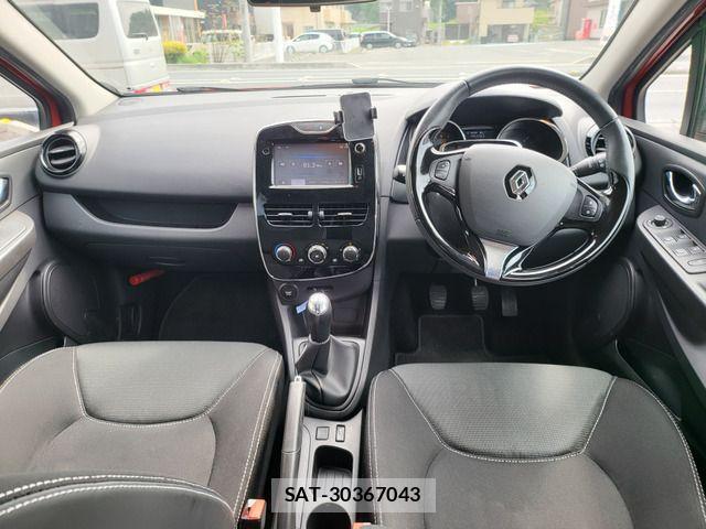 Renault LUTECIA 2015-01 916571-2