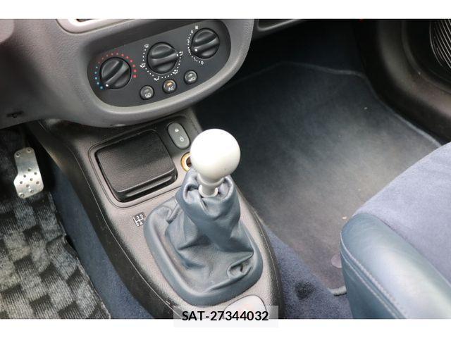 Renault LUTECIA 2001-04 1155761-2