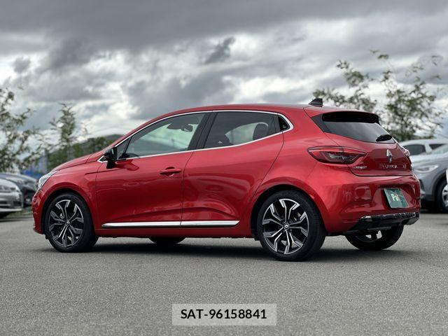 Renault LUTECIA 2024-09 1347333-27