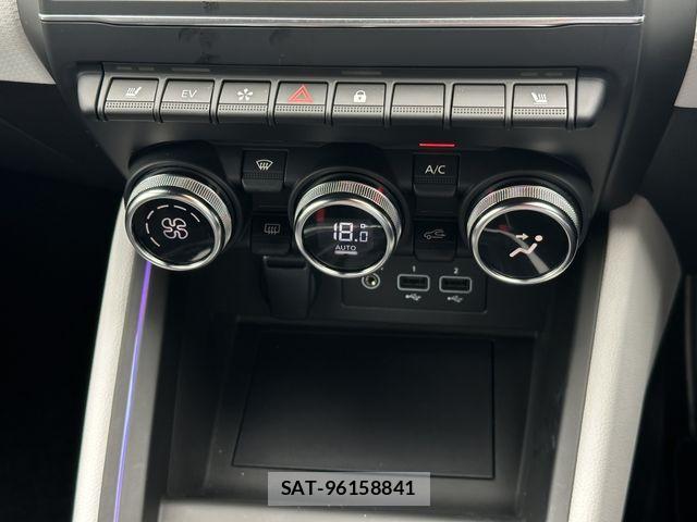 Renault LUTECIA 2024-09 1347333-5
